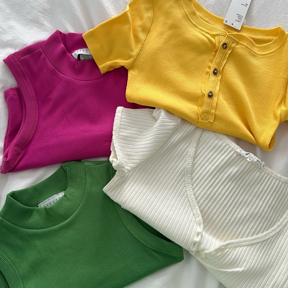 4 Top Bundle- 3/4 NWT
